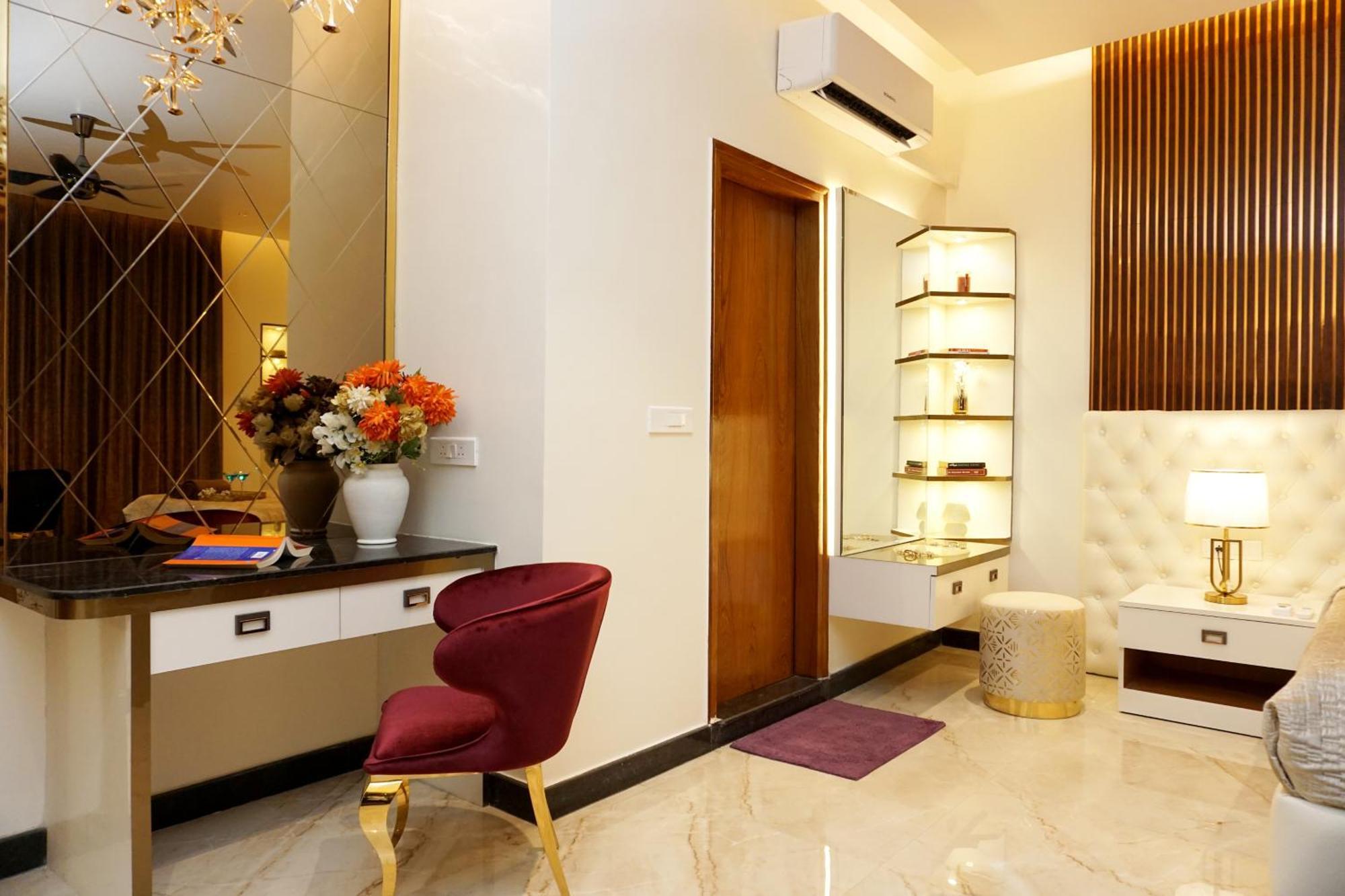 דירות העיר בנגלור The Pentouz On 100 Feet Road Indiranagar - An Urban Luxury Retreat מראה חיצוני תמונה