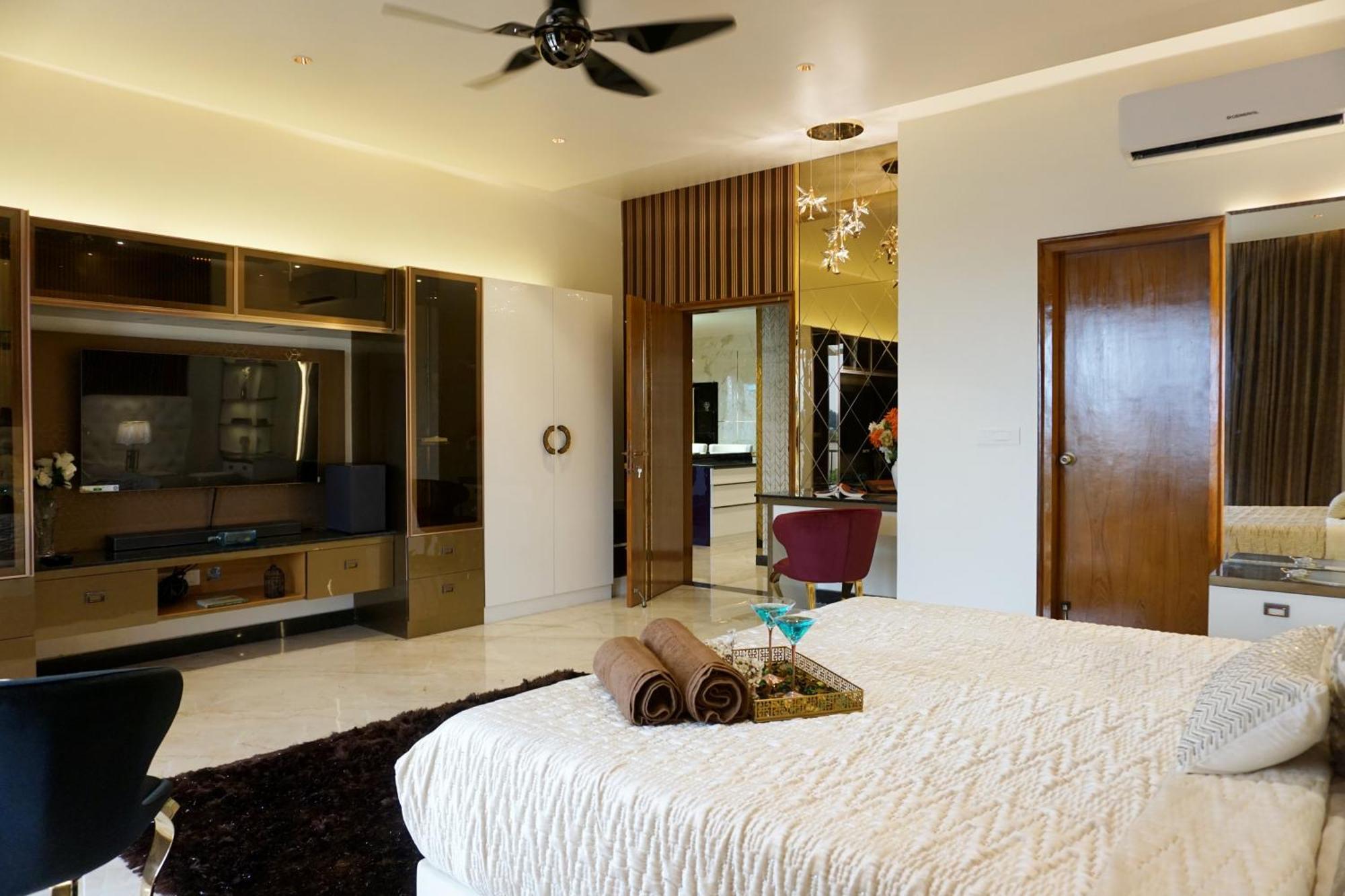 דירות העיר בנגלור The Pentouz On 100 Feet Road Indiranagar - An Urban Luxury Retreat מראה חיצוני תמונה