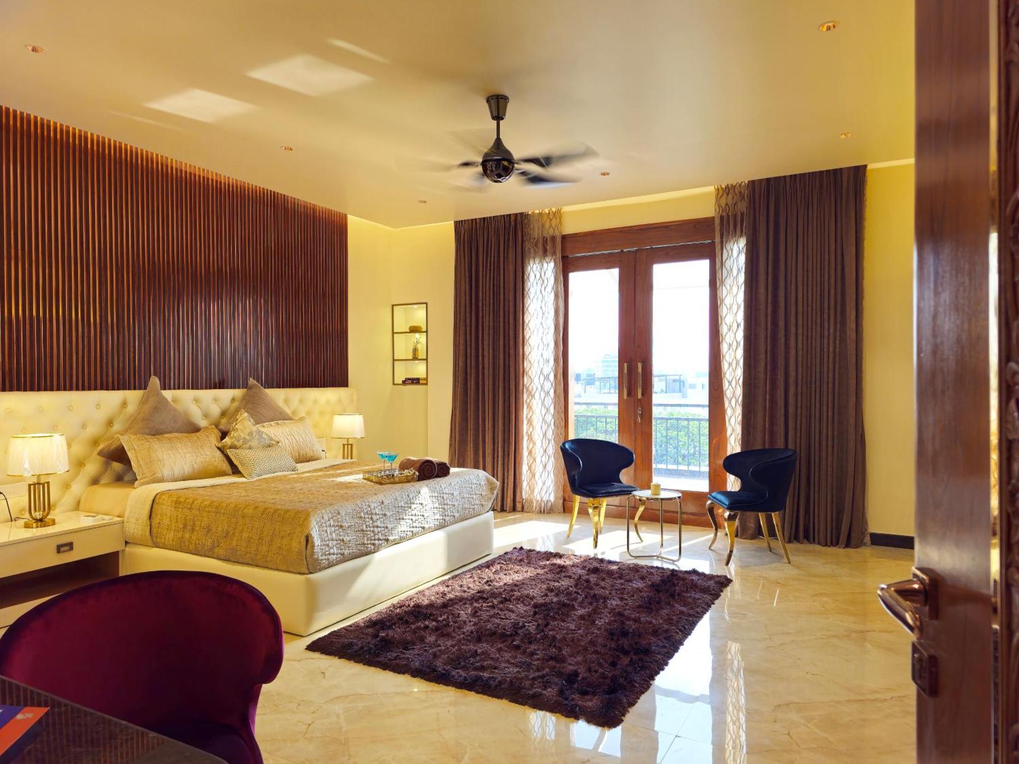 דירות העיר בנגלור The Pentouz On 100 Feet Road Indiranagar - An Urban Luxury Retreat מראה חיצוני תמונה
