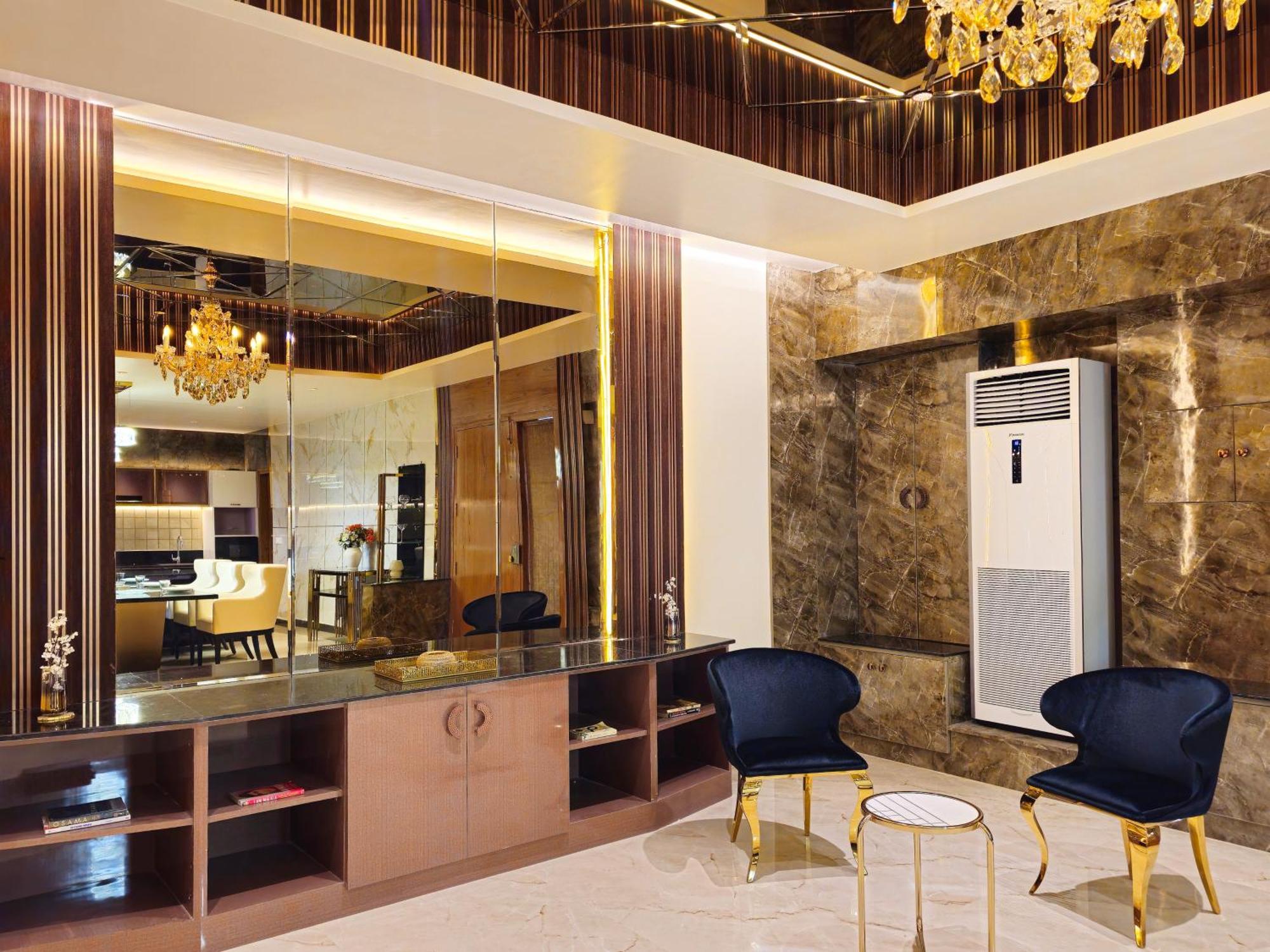 דירות העיר בנגלור The Pentouz On 100 Feet Road Indiranagar - An Urban Luxury Retreat מראה חיצוני תמונה