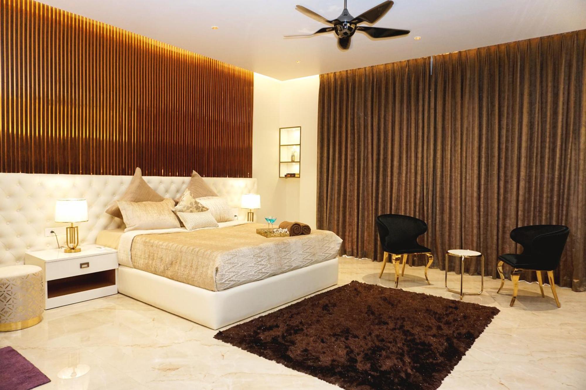 דירות העיר בנגלור The Pentouz On 100 Feet Road Indiranagar - An Urban Luxury Retreat מראה חיצוני תמונה